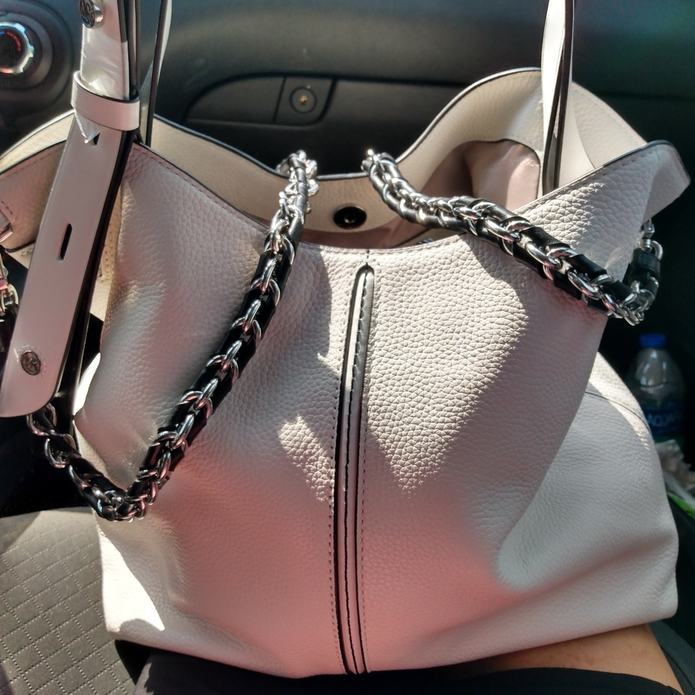 MICHAEL KORS LEATHER HANDBAG